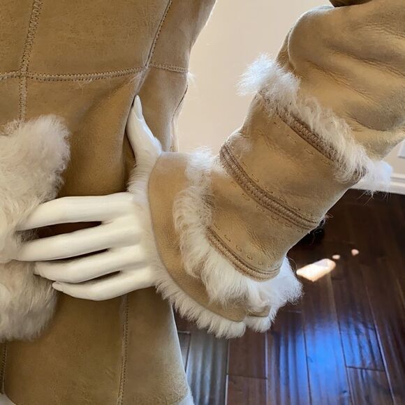 Just Cavalli Womens Fur Coat - Picture 5 of 12